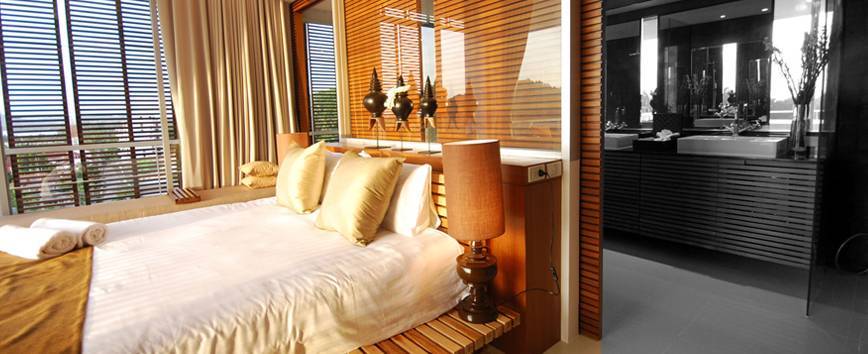 The Quarter Phuket Hotel Pantai Surin Bagian luar foto