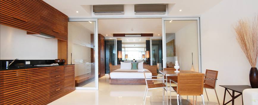 The Quarter Phuket Hotel Pantai Surin Bagian luar foto