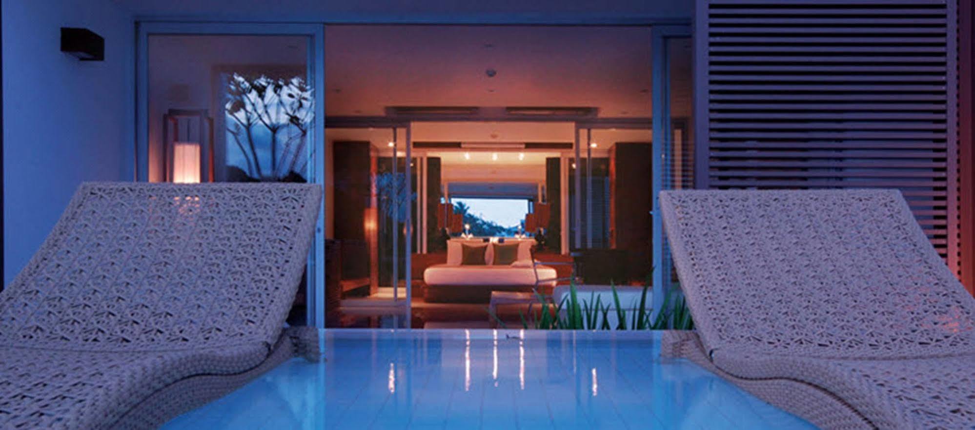 The Quarter Phuket Hotel Pantai Surin Bagian luar foto